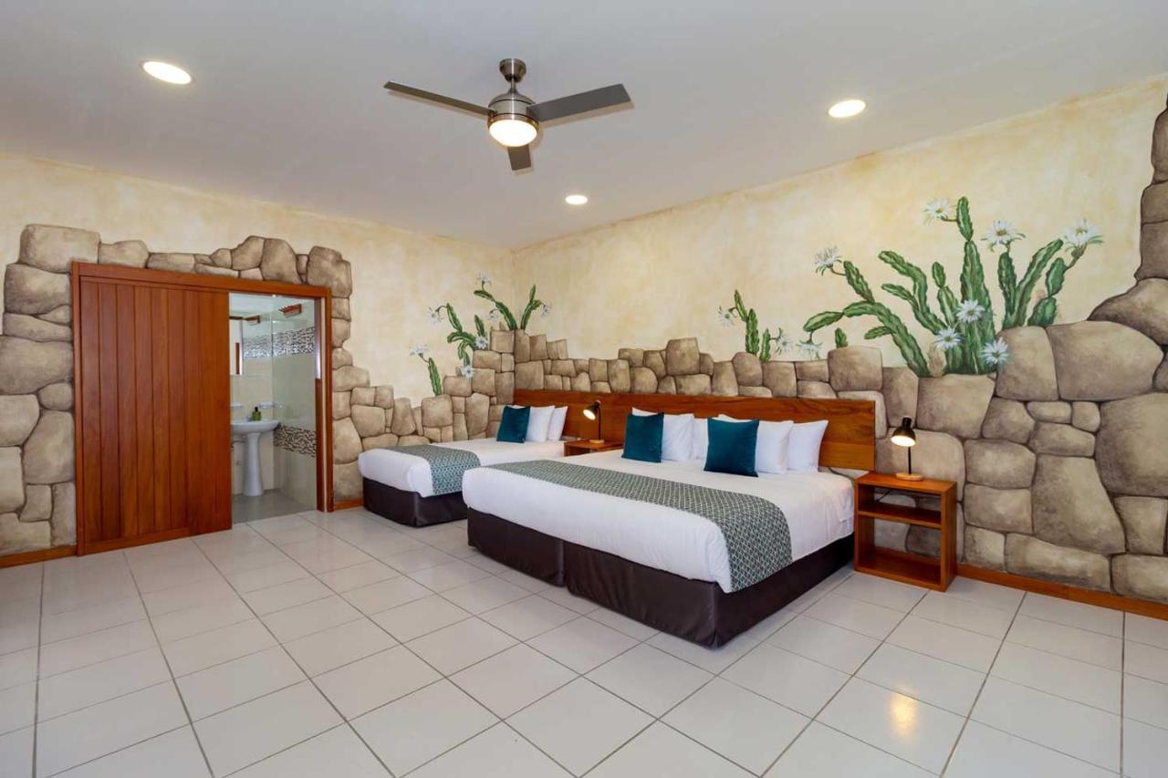 Plaza Luna Suites Puerto Ayora  Extérieur photo