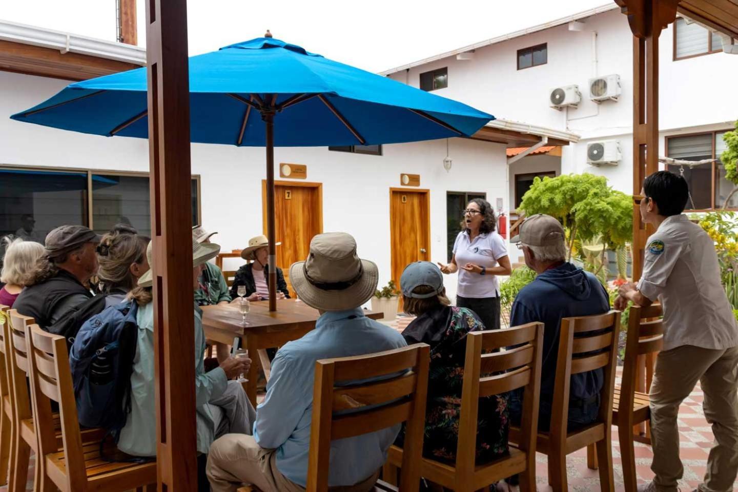 Plaza Luna Suites Puerto Ayora  Extérieur photo